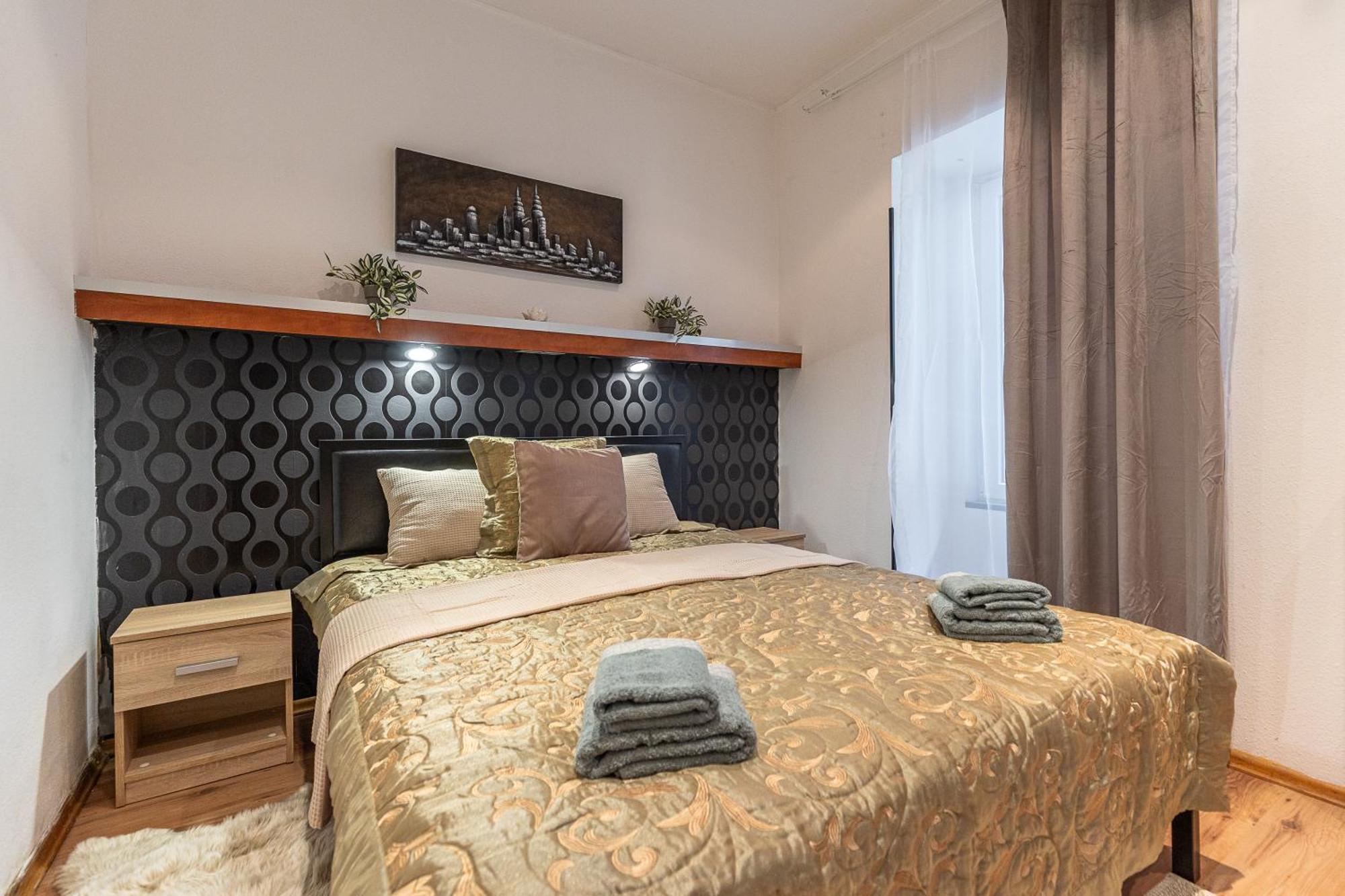City Vibes Apartment - 3 Bdrms Budapeste Exterior foto